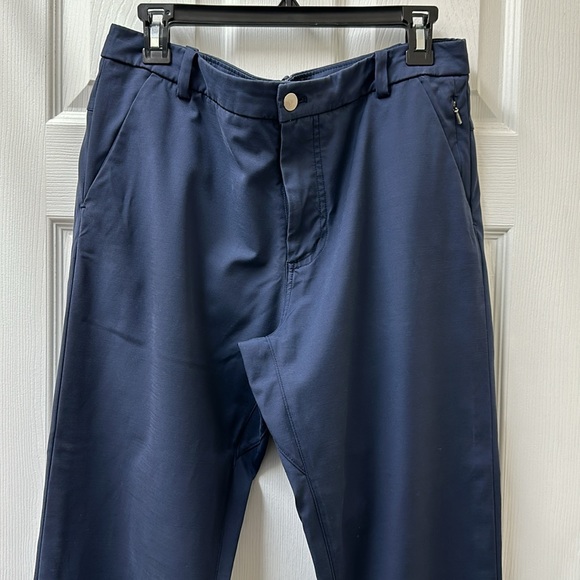 Lululemon Commission Pant Navy - Picture 9 of 16